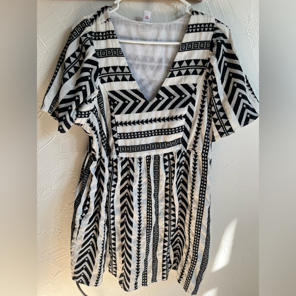 Old Navy Flutter Sleeve Swing Dress Largr